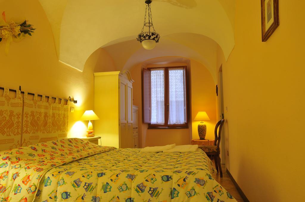 S'Ammentu Hotel Bosa Bagian luar foto
