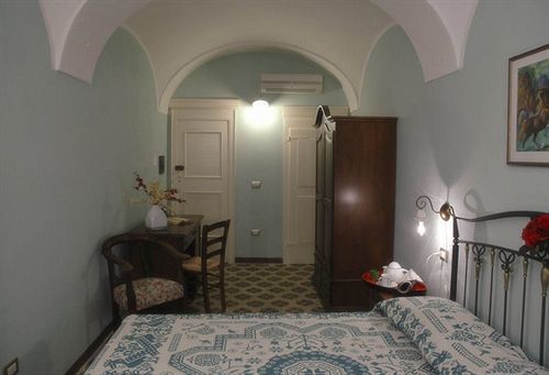S'Ammentu Hotel Bosa Bagian luar foto