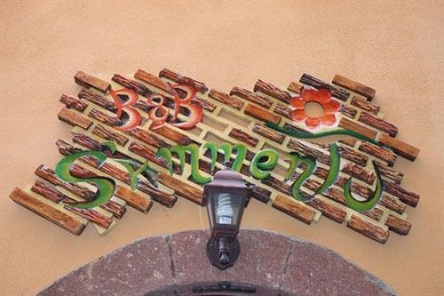 S'Ammentu Hotel Bosa Bagian luar foto
